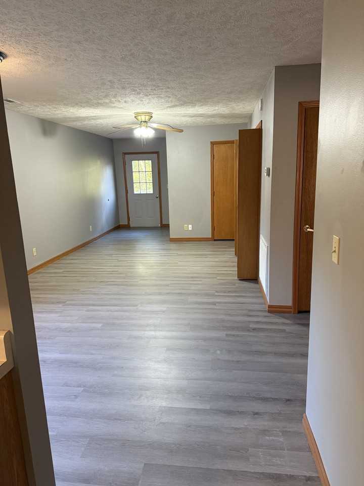 109 Ryan Rd #5 - Photo 4 of 11