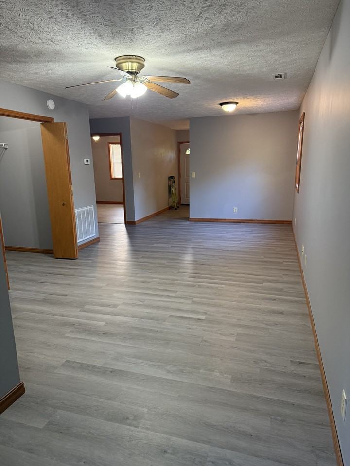 109 Ryan Rd #5 - Photo 5 of 11