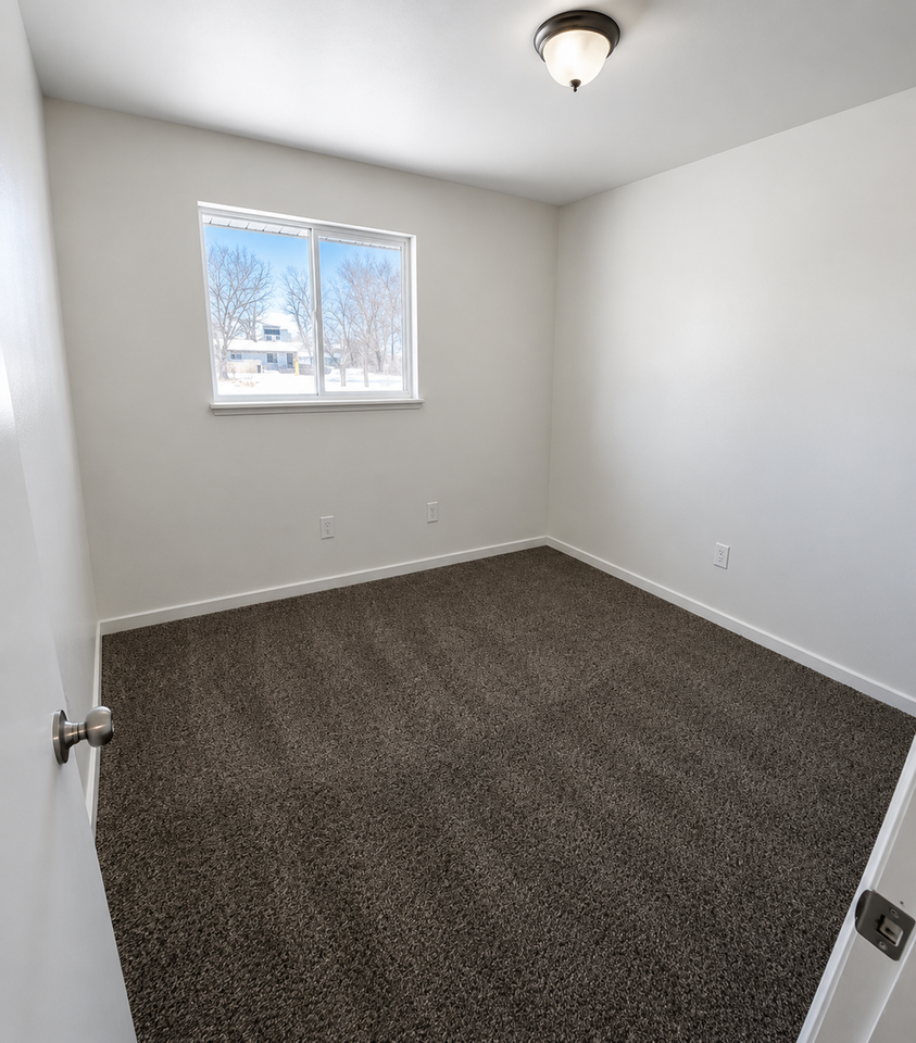 1939 Doris Ave - Photo 7 of 10