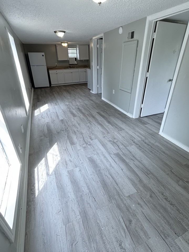 103 Mudd Ave #B - Photo 3 of 6