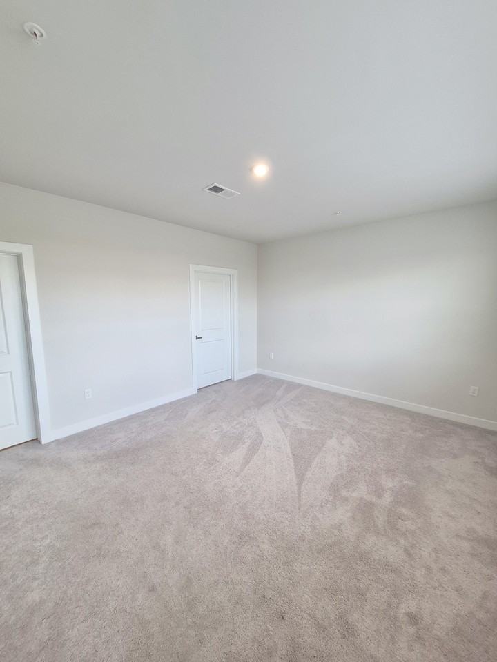 3700 Maze Runner DriveUnit 102 #1 - Photo 7 of 30