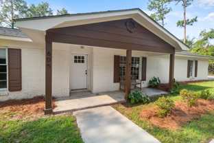 605 Honeysuckle Ln - Photo 1 of 1