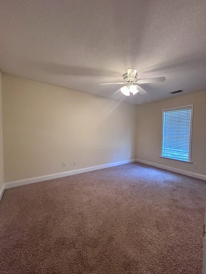 7 Cromartie DriveUnit 1 #1 - Photo 5 of 14