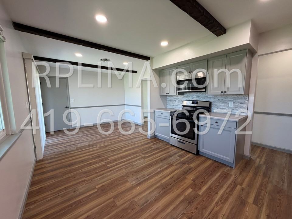 614 Westbrook Dr #1 - Photo 5 of 10