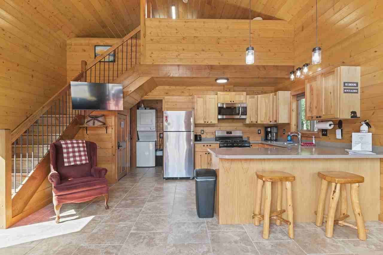 37900 STR - 37900 Loriwood Drive - Photo 3 of 24