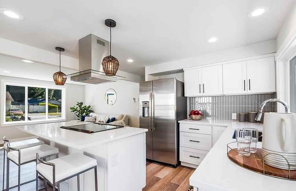 3620 Se 5th Pl #1 - Photo 5 of 34