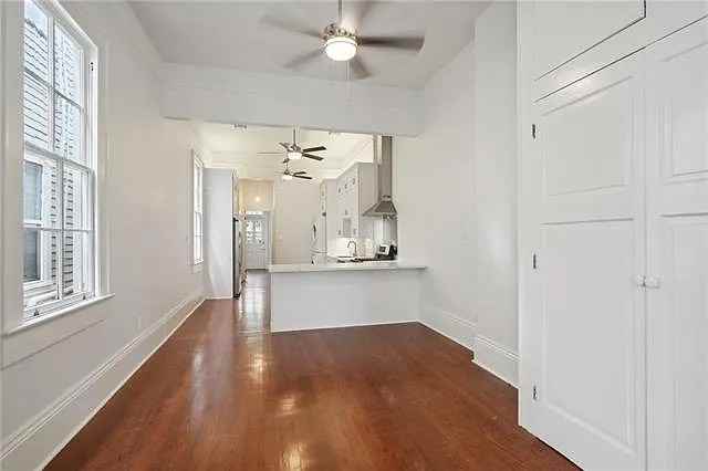 5323 Camp St #1 - Photo 6 of 26