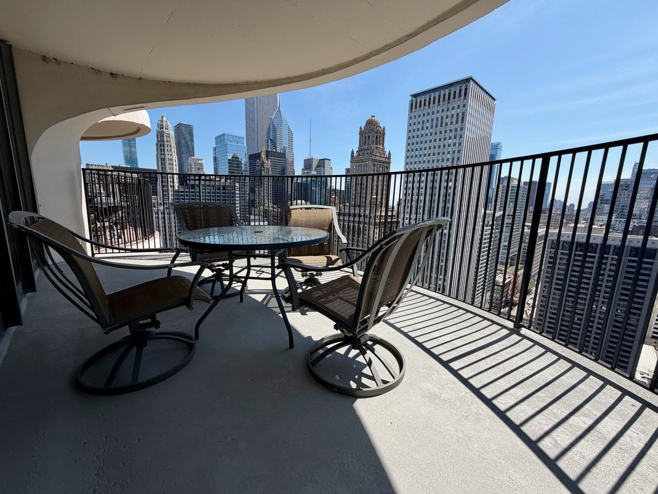 300 North State Street - 1Unit 3634 #1 - Photo 5 of 13