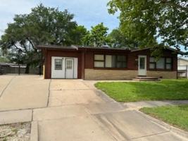 featured image of 1202 E El Monte St #1