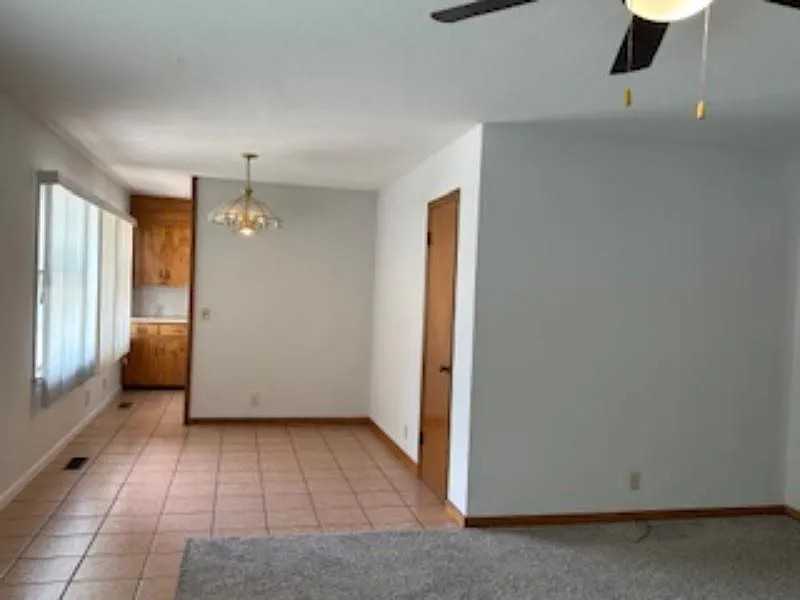 1202 E El Monte St #1 - Photo 5 of 28
