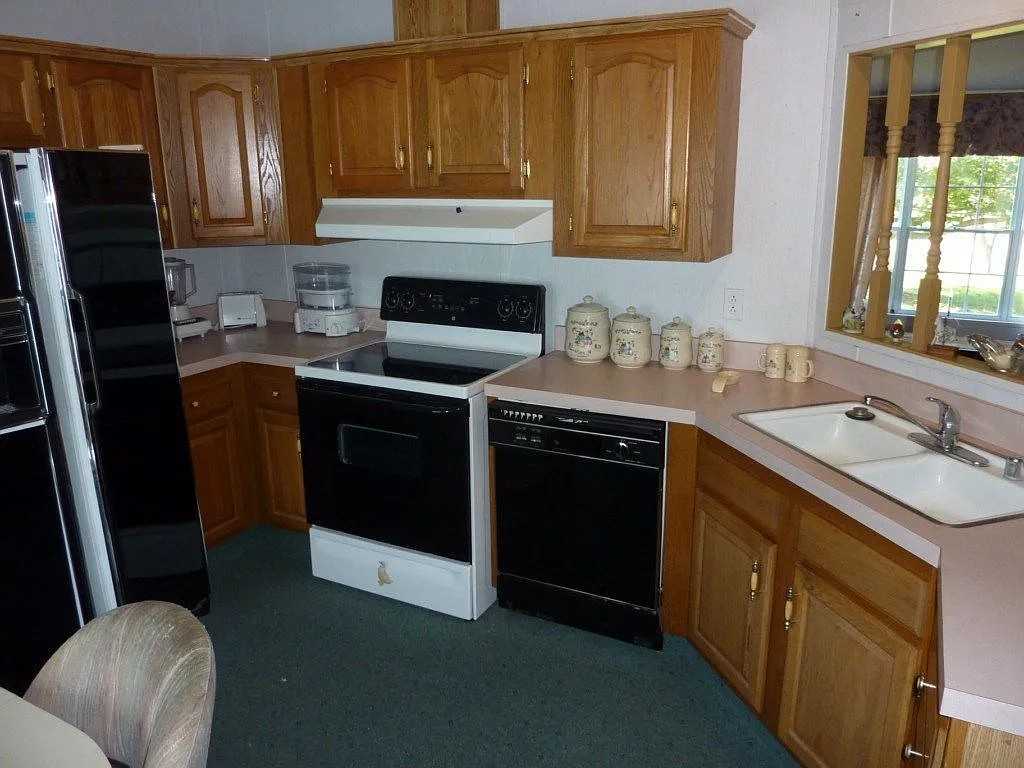31 Sawgrass Rd #1 - Photo 3 of 20