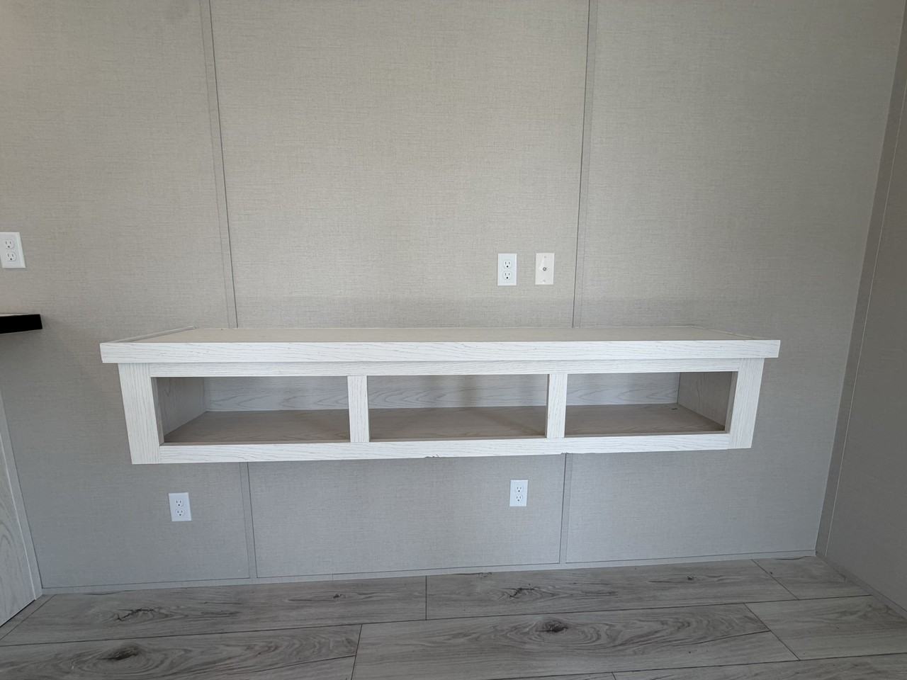 709 N Collins Fwy #31 - Photo 3 of 27