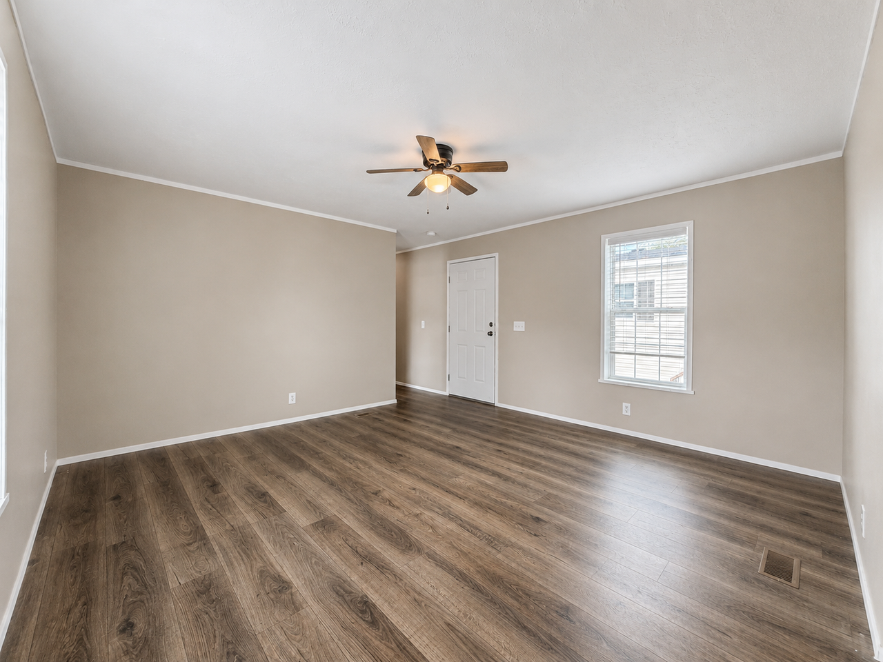 11751 Cascade Cir #91 - Photo 2 of 25