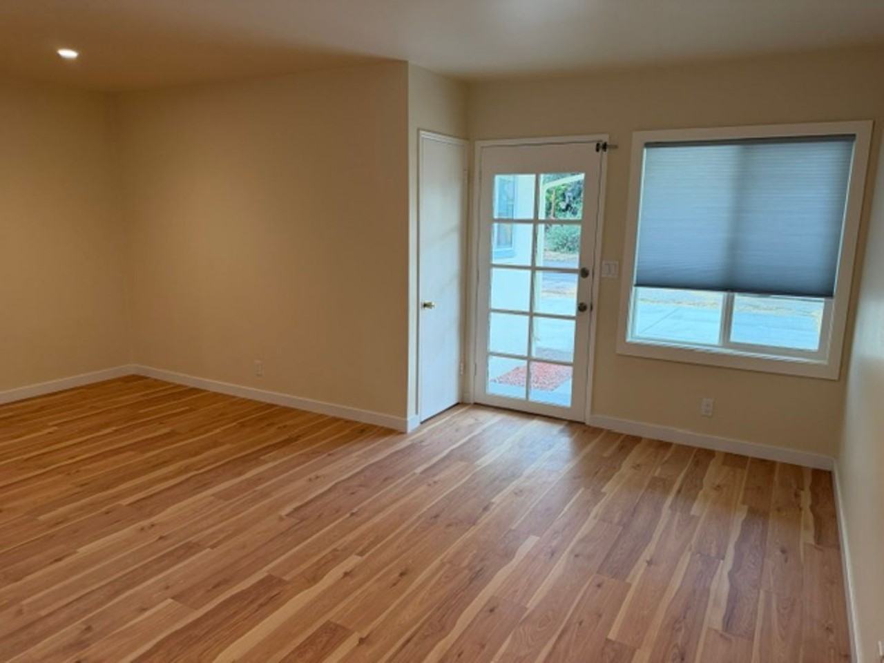 5285 Capistrano Avenue - Photo 4 of 19