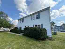 706 Crescent Dr - Photo 1 of 1