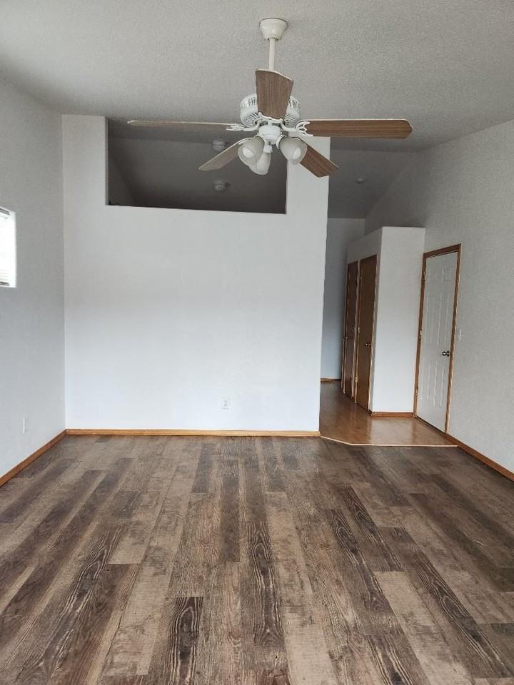4462 Live Oak St - Photo 3 of 23