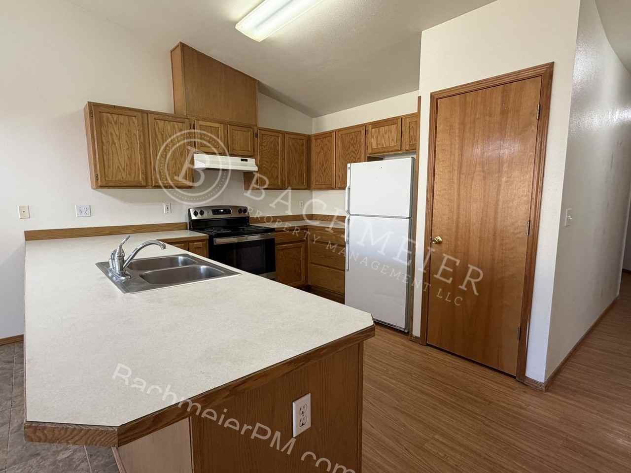 1509 Sw Athens Ave - Photo 4 of 20