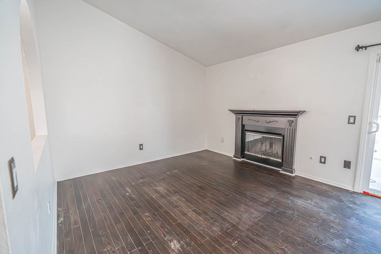 26911 Terri Dr - Photo 7 of 23