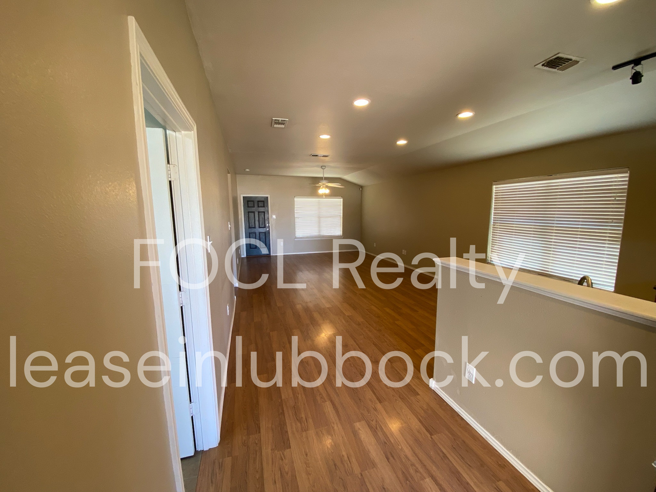 6529 92nd St - Photo 2 of 10
