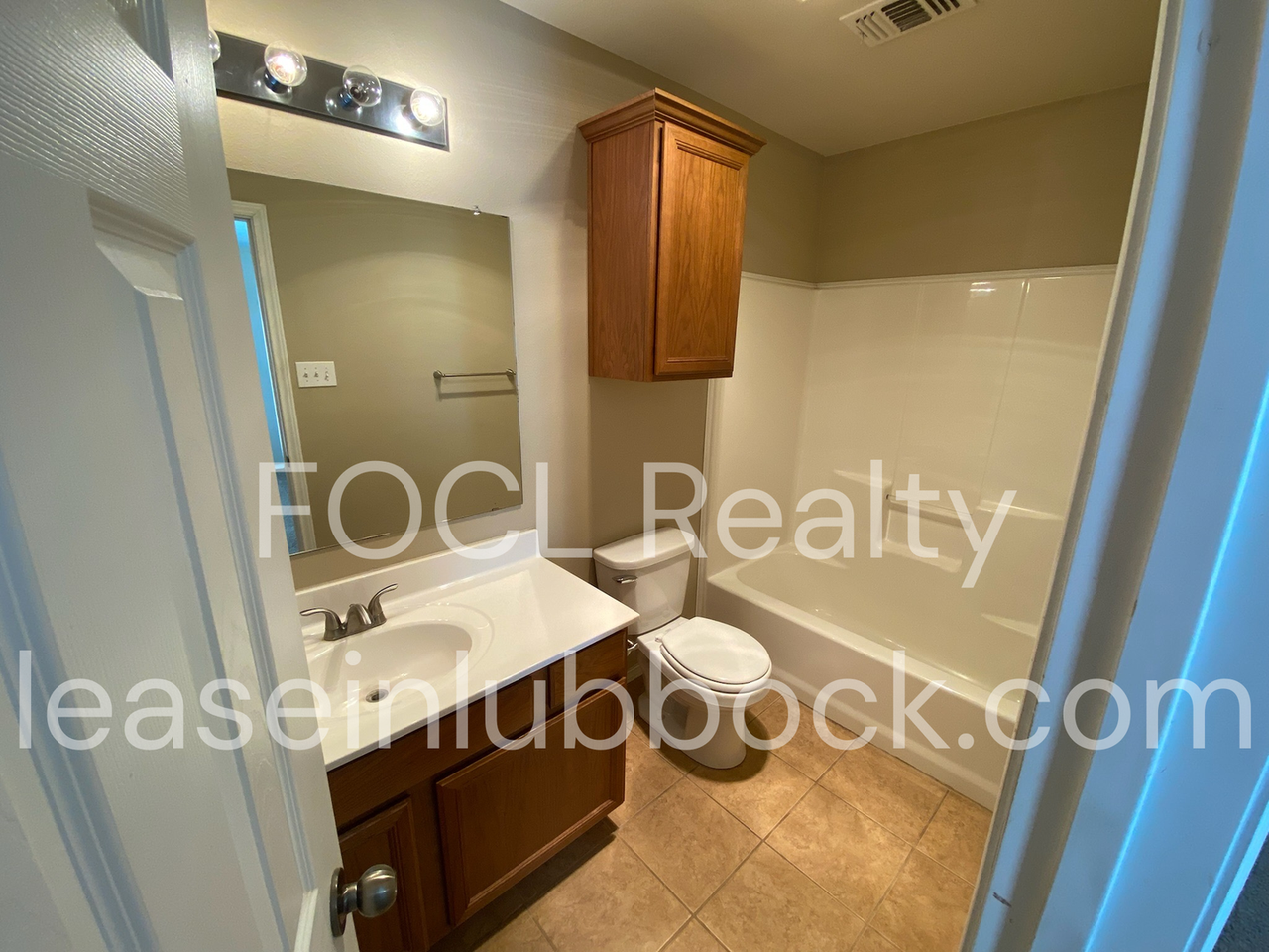 6529 92nd St - Photo 7 of 10