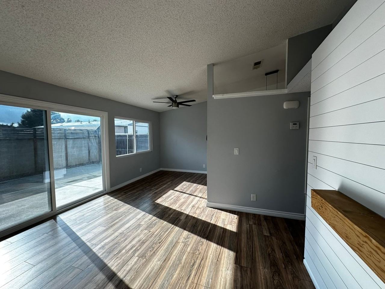 11828 Bayless St - Photo 5 of 15