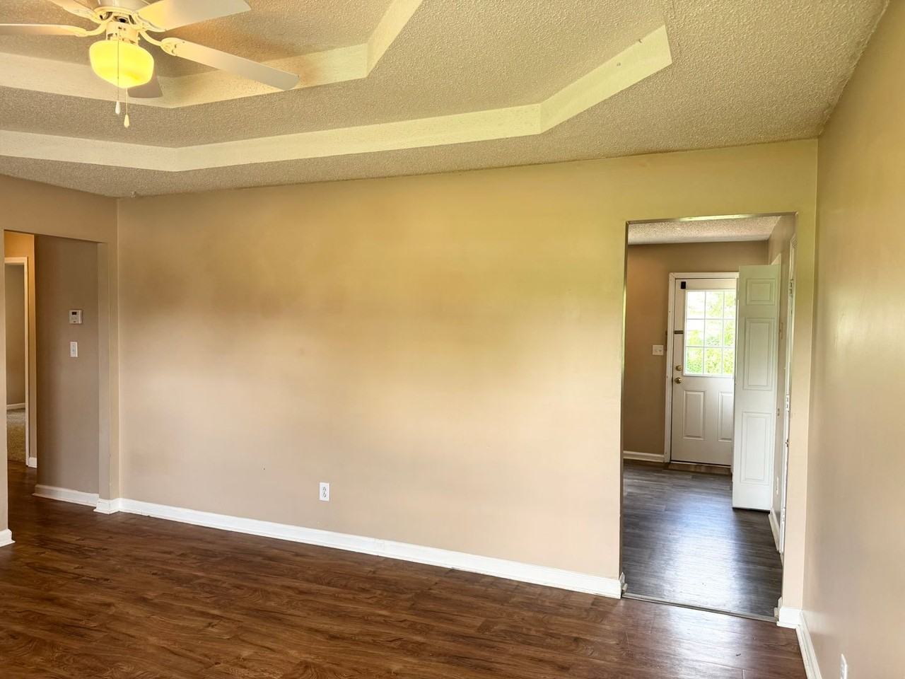 537 Indian Ave - Photo 5 of 36
