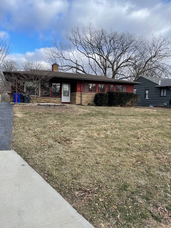 1934 Langham Rd - Photo 2 of 17