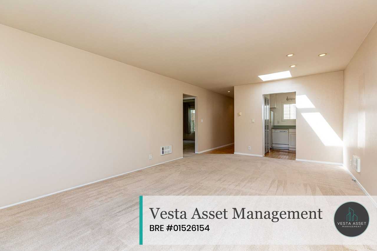 1464 Grove St #301 - Photo 4 of 18