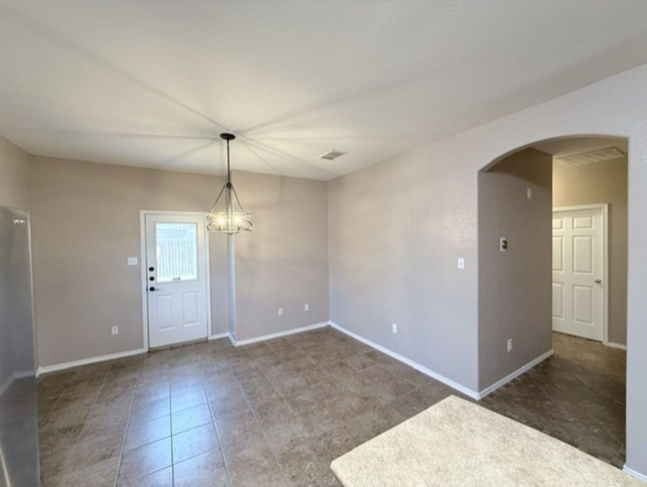 11307 Kirby Dr - Photo 7 of 19