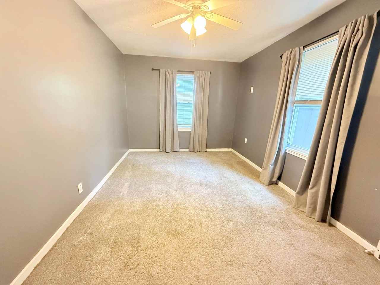 31 University Ct - Photo 7 of 13