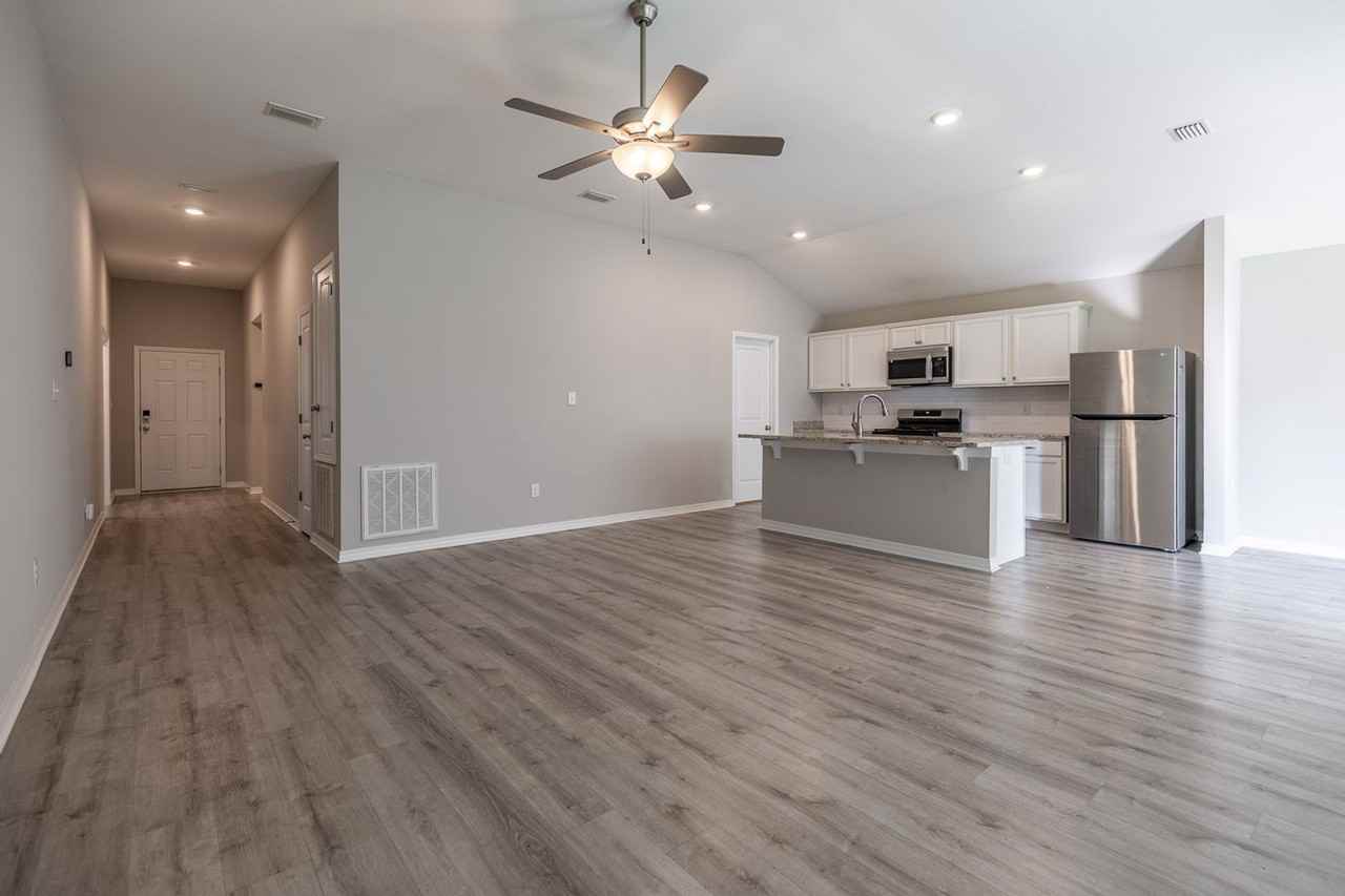 13437 Antler Hill Rd - Photo 2 of 23