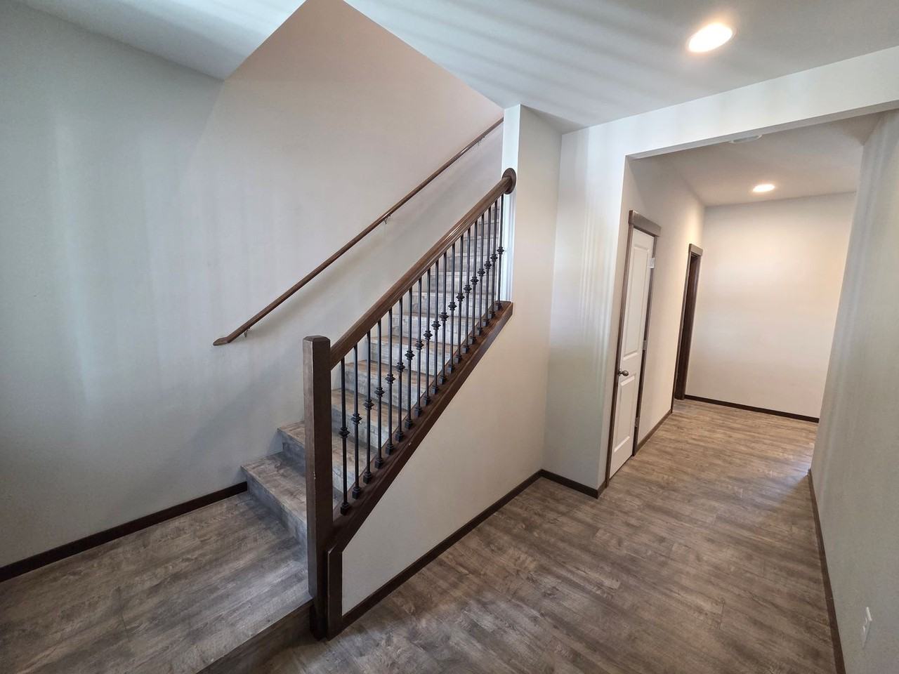 5151 Sophie St - Photo 4 of 38