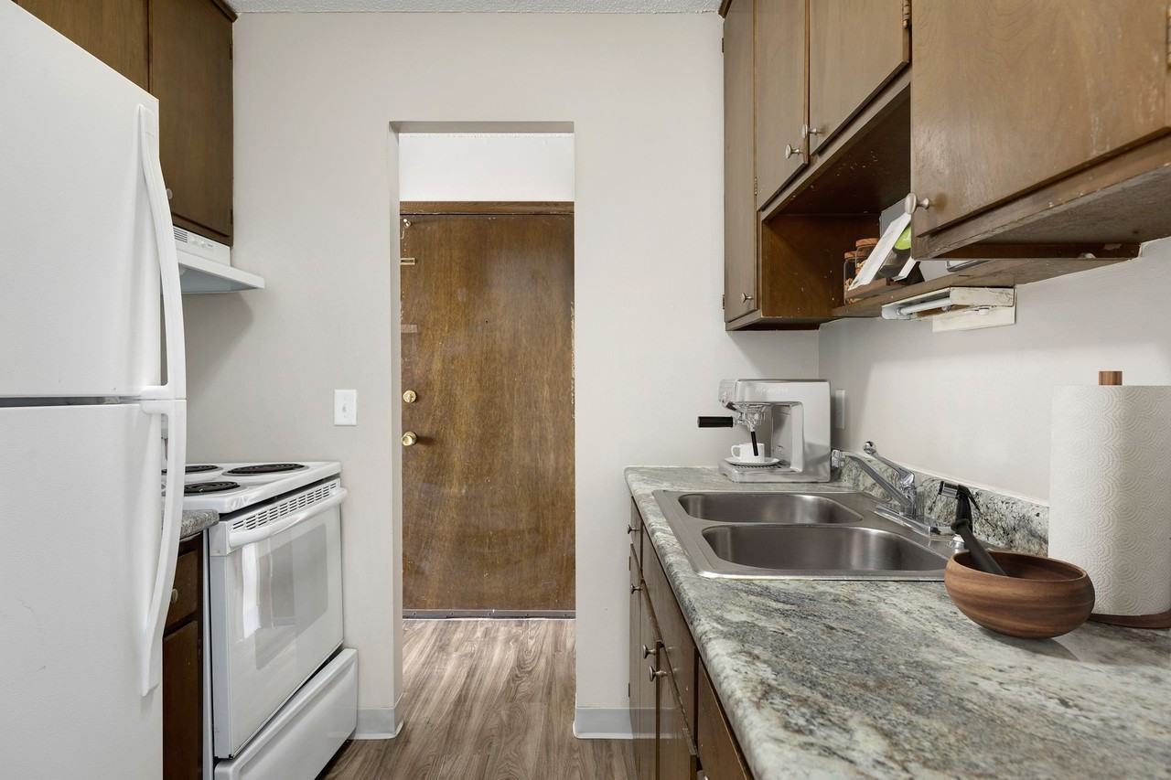 Garden Grove Apartments | Now Leasing | - Photo 2 of 16