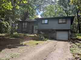 featured image of 1901 N South Trails Ter