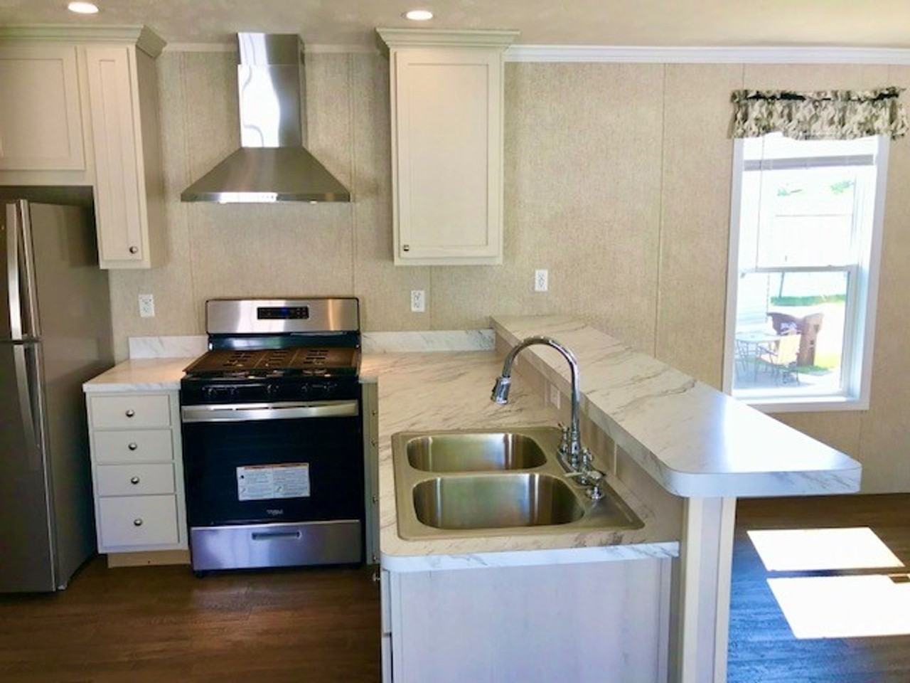 HAZELHURST Mobile Home Park - Photo 2 of 32