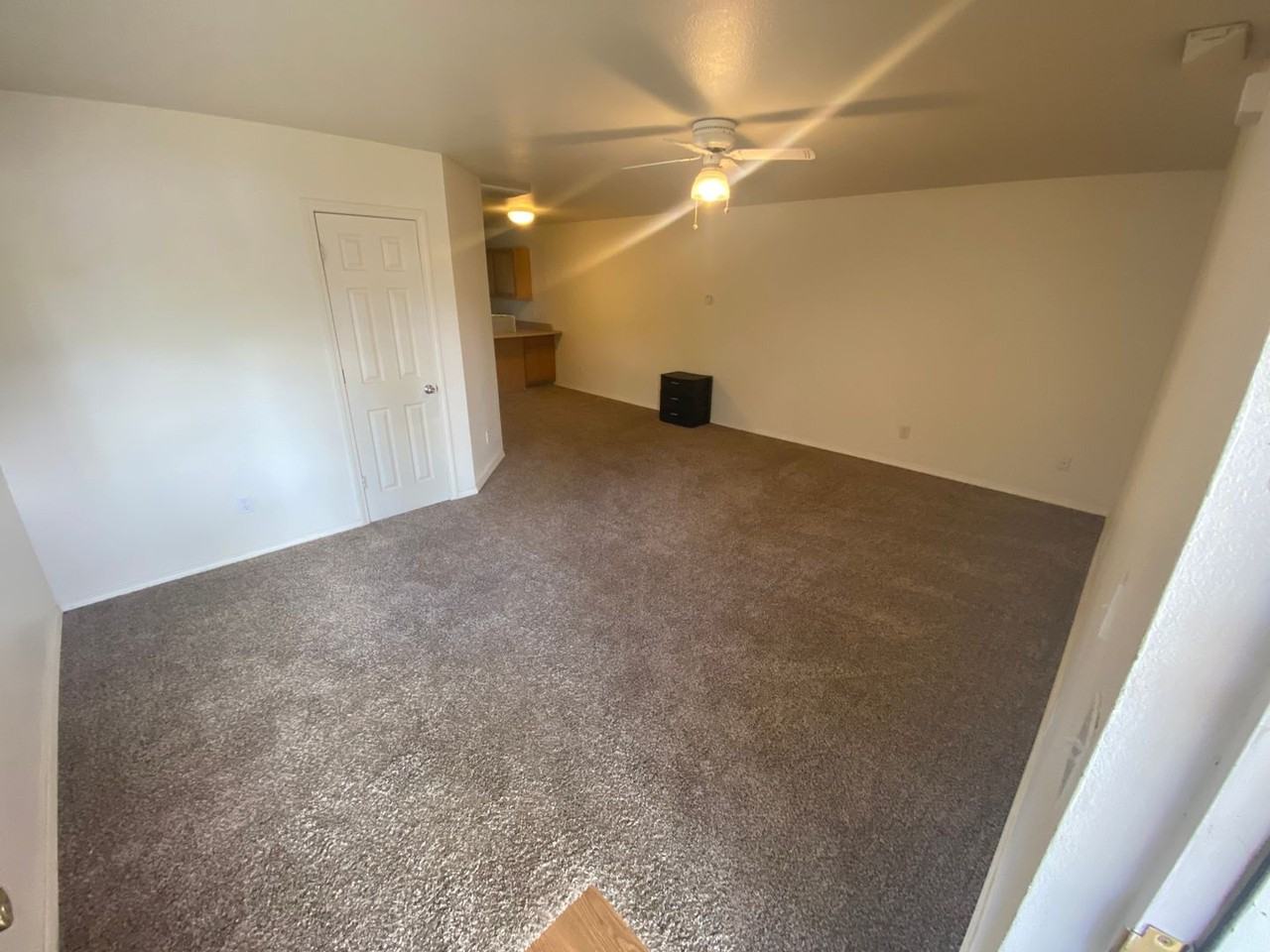 832 E 32nd St - Photo 2 of 13
