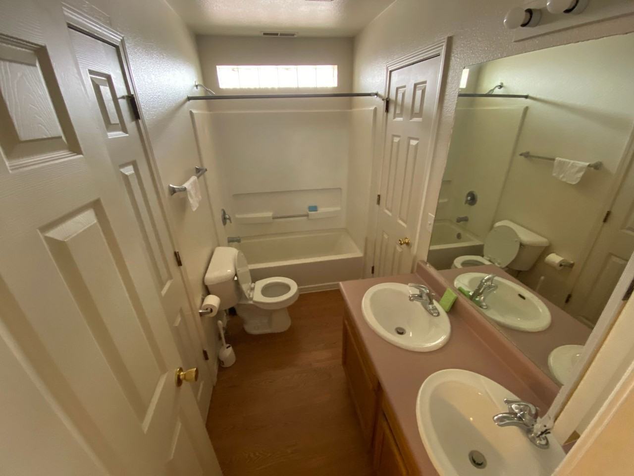 832 E 32nd St - Photo 6 of 13