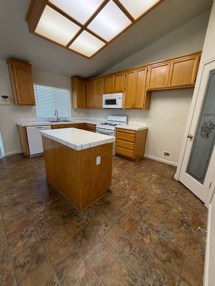 9839 Tarzo Way - Photo 2 of 17