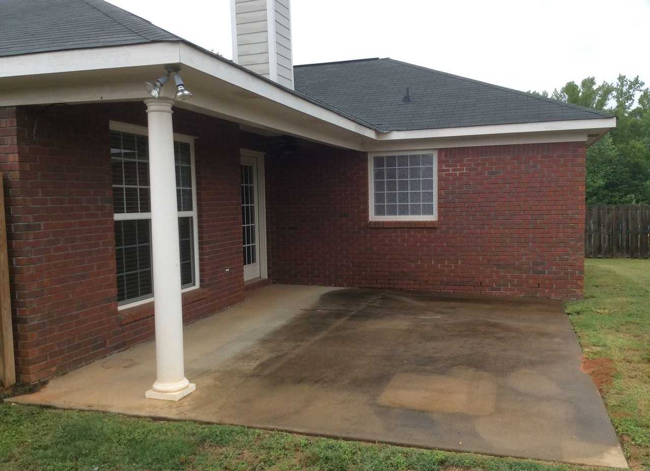 6078 White Pine Dr - Photo 2 of 10