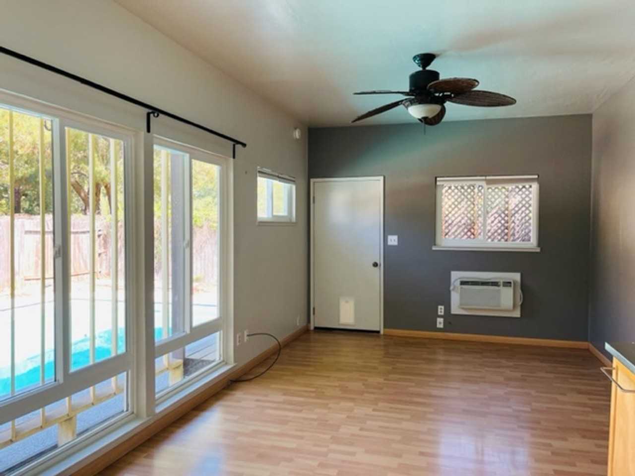 957A Mcclatchy Way - Photo 3 of 9