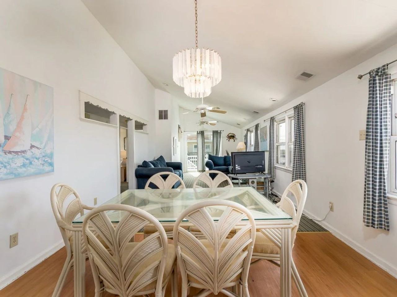 9 28th St E - Photo 6 of 15