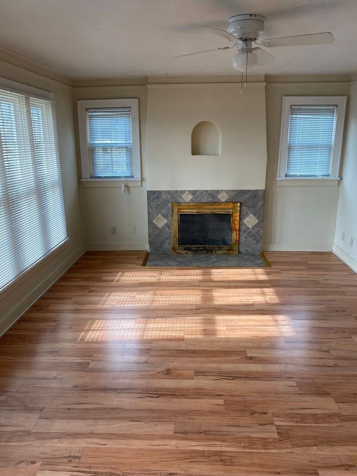 2228 Lindley Way - Photo 2 of 19
