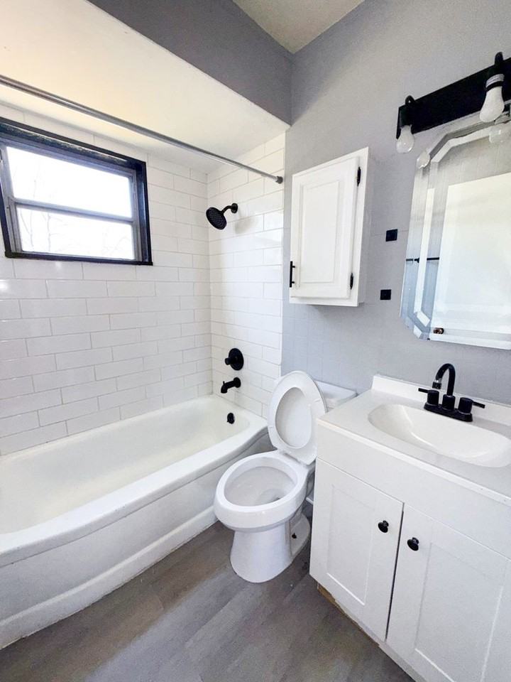 569 James Rd - Photo 6 of 15