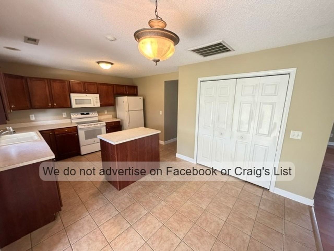 226 Leggett Dr - Photo 5 of 21