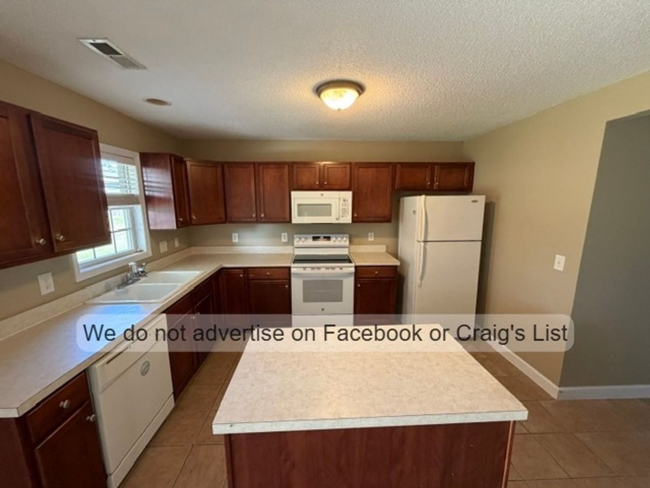 226 Leggett Dr - Photo 6 of 21