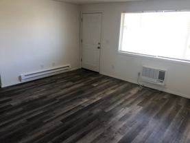 1143 W Cascade Ave - Photo 1 of 1
