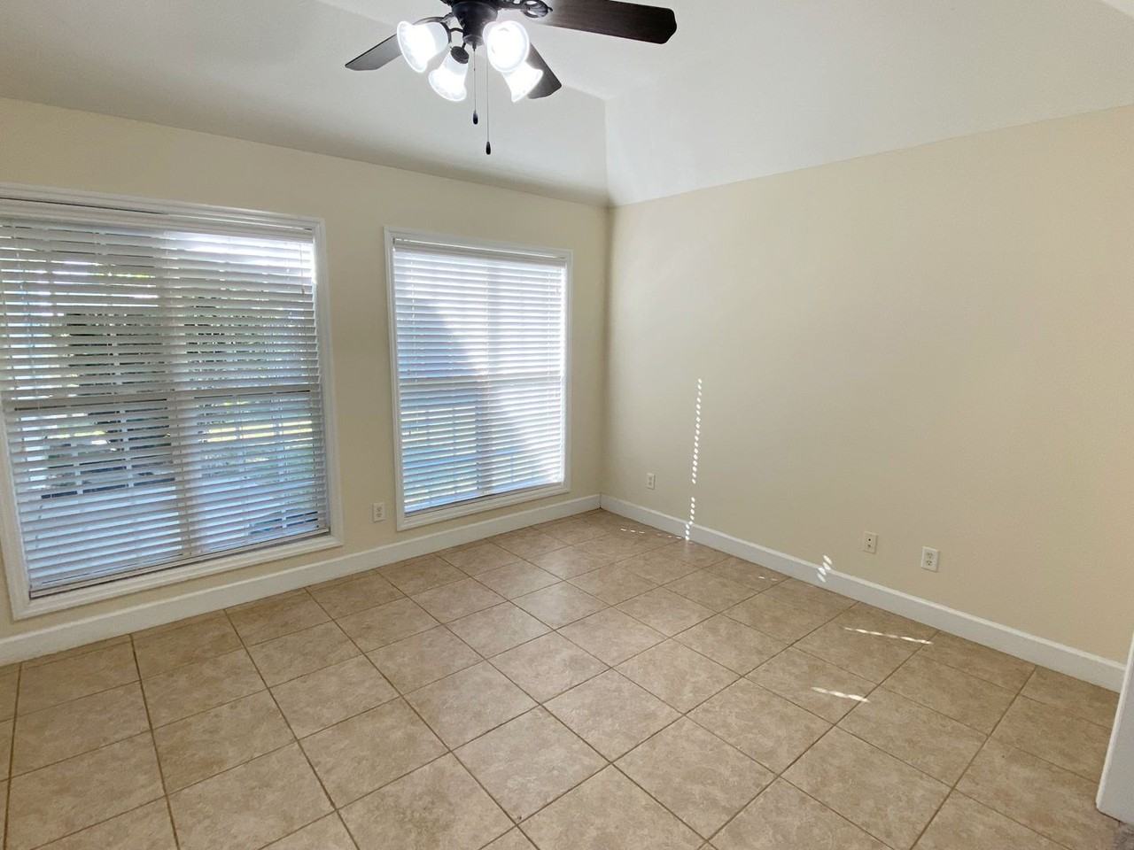 4319 Autumn Rdg - Photo 6 of 18