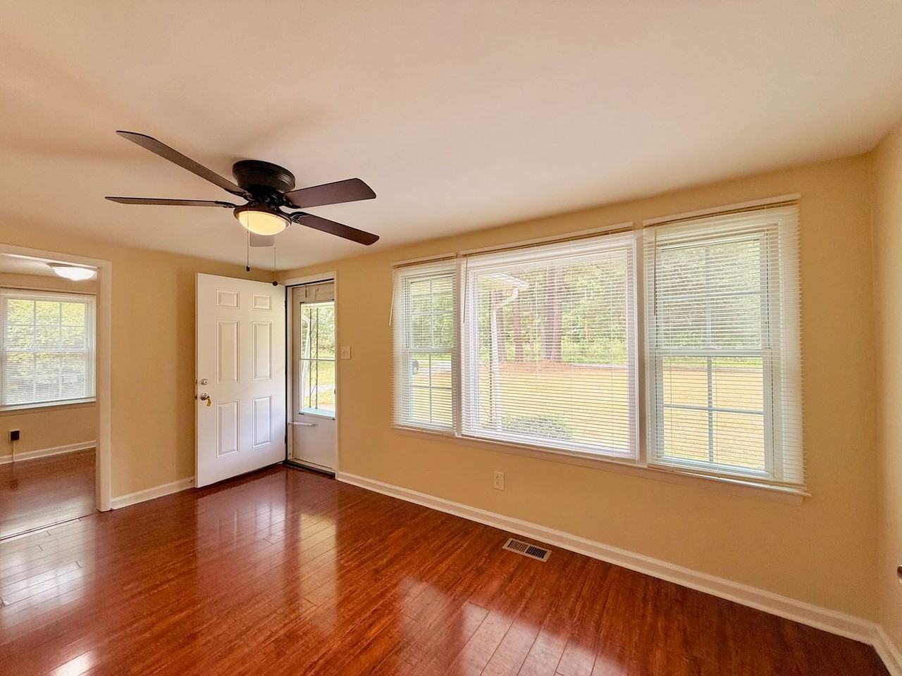 620 Forksville Rd - Photo 4 of 19