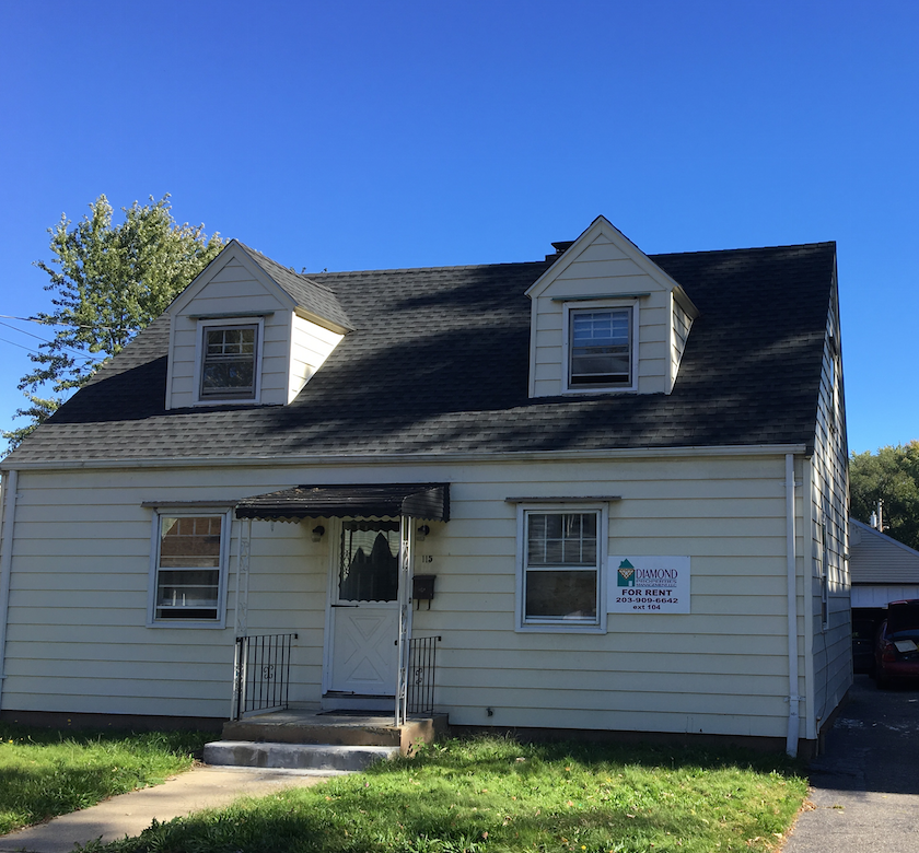 115 Hughes St - Photo 3 of 9