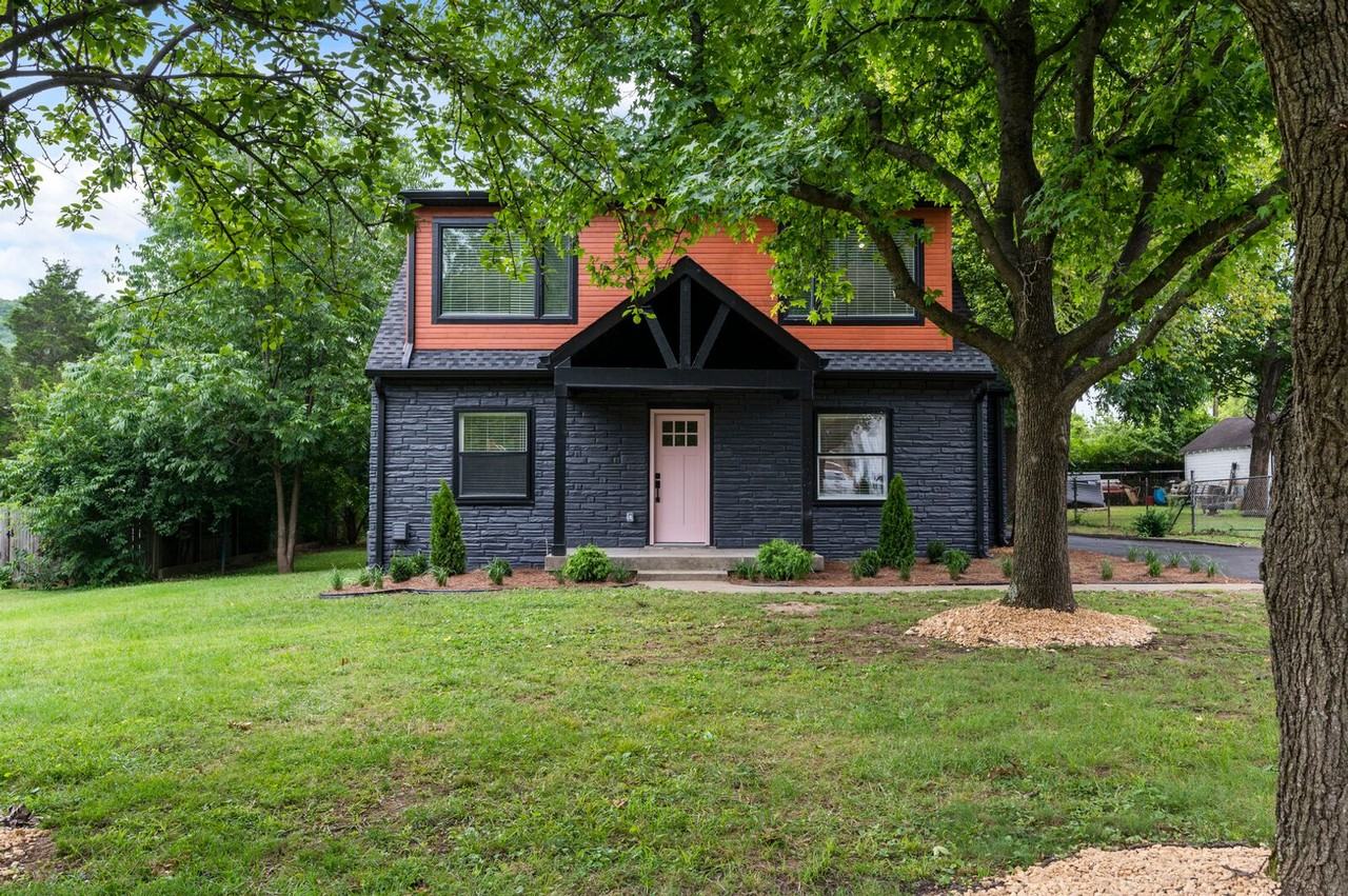 2537 Stinson Rd - Photo 2 of 32